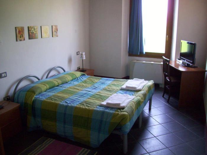 Cascina Maggia Hostal Brescia Habitación foto